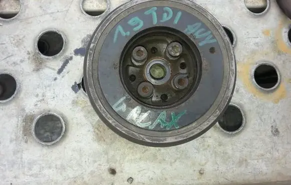 Ford Galaxy Crankshaft pulley