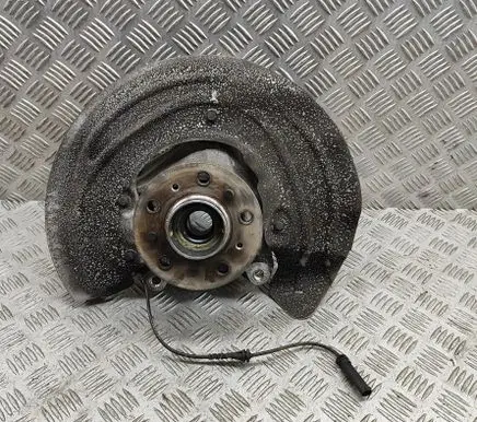 Front wheel hub