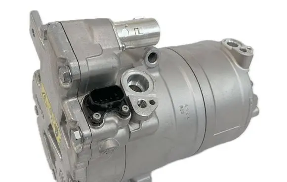 Mercedes-Benz E W213 Air conditioning (A/C) compressor (pump) A0008303204 A0032306611 A0008300301