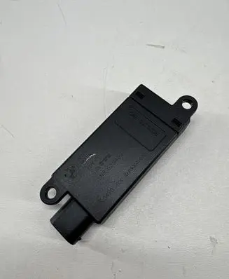 BMW 2 F22 F23 Alarm control unit/module 9233009