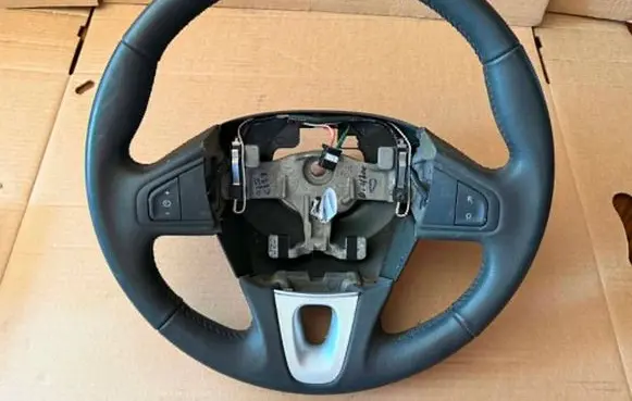 Renault Megane III Steering wheel
