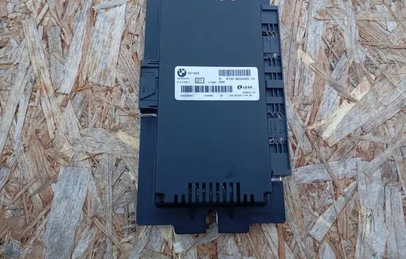 BMW 1 E81 E87 Light module LCM 6135920452501 9204525
