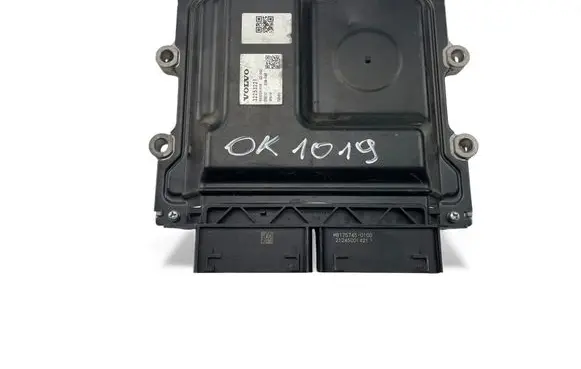 Volvo V60 Engine control unit/module ECU 32253221