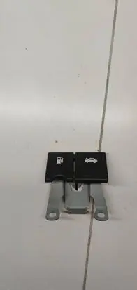 Renault Kadjar Fuel cap release pull handle 
