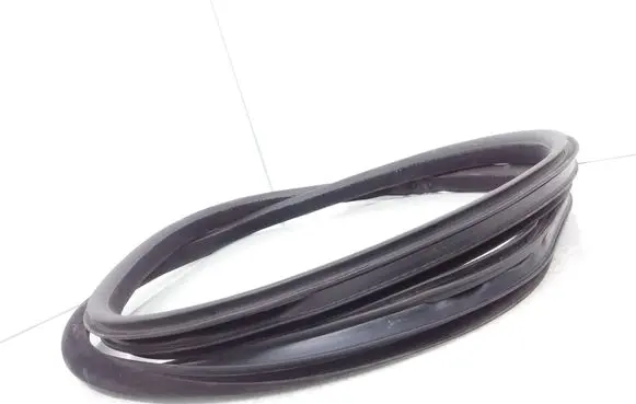 Volvo V70 Front door rubber seal S1XMA