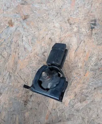 Toyota RAV 4 (XA20) Gearbox mount