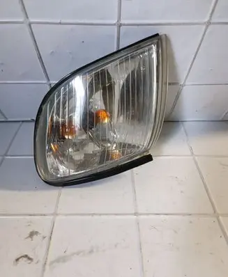 Hyundai H-1, Starex, Satellite Front indicator light