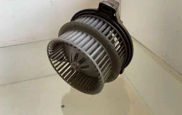 Toyota Avensis Verso Heater fan/blower 1940007340 19400073402E
