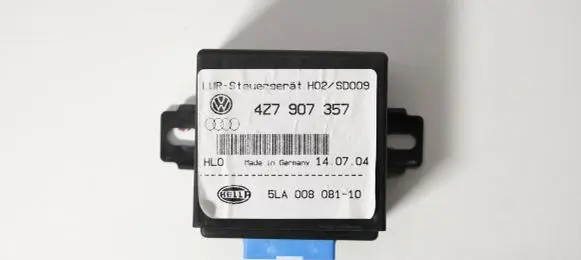 Audi A6 S6 C5 4B Light module LCM 4Z7907357