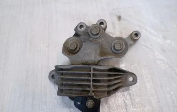 Opel Insignia B Engine mount vacuum valve 229373026