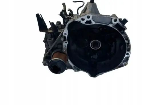 Manual 5 speed gearbox