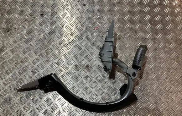 Mercedes-Benz C W205 Tailgate hinge TM29419