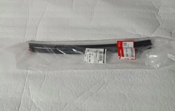 Honda CR-V Front bumper splitter molding 
