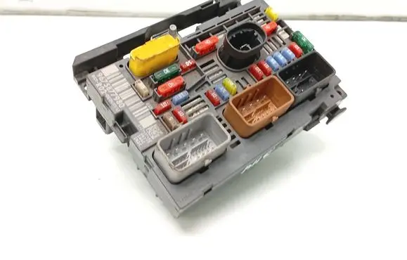 Peugeot RCZ Fuse box set 9675877980
