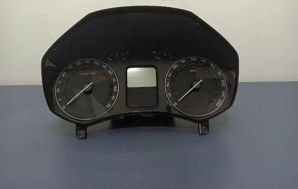 Skoda Octavia Mk2 (1Z) Speedometer (instrument cluster) 1Z0920810B