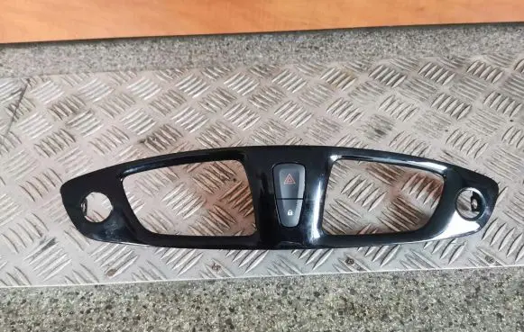 Renault Scenic III - Grand scenic III Radio/GPS head unit trim 682600031R 281264979R