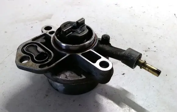 Citroen C8 Vacuum pump 9631971580