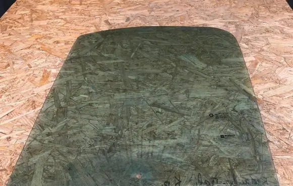Renault Trafic II (X83) Front door window glass four-door