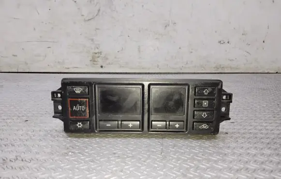 Audi A3 S3 8L Climate control unit 5HB00760804 8L0820043D