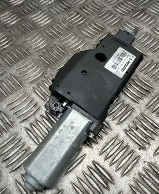 Nissan X-Trail T32 Sunroof motor/actuator NA32W05 SNA32090997
