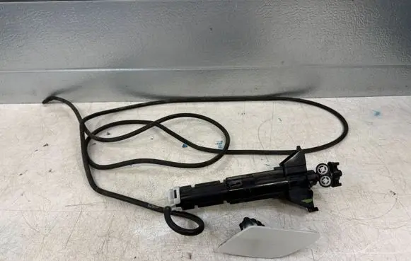 Citroen DS5 Headlight washer spray nozzle 9809729180