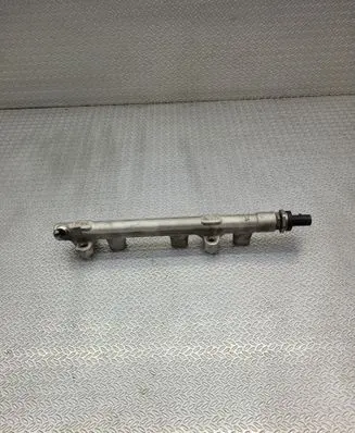 Volkswagen Golf VIII Fuel main line pipe 05C133320A