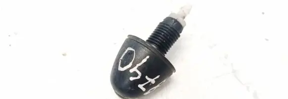 Renault Megane II Windshield washer spray nozzle 067044067045
