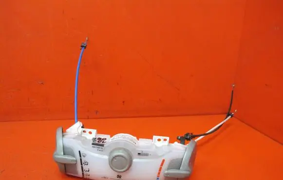 Peugeot 107 Climate control unit 559000H020