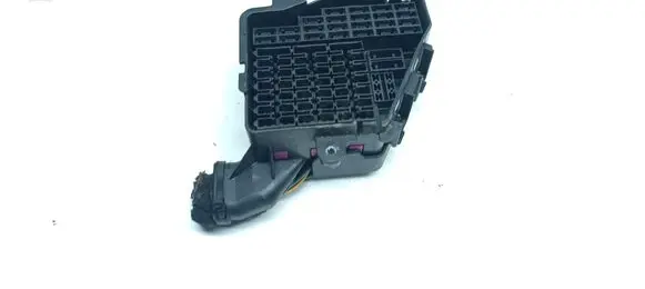 Audi A4 S4 B5 8D Fuse module 1J1970003A