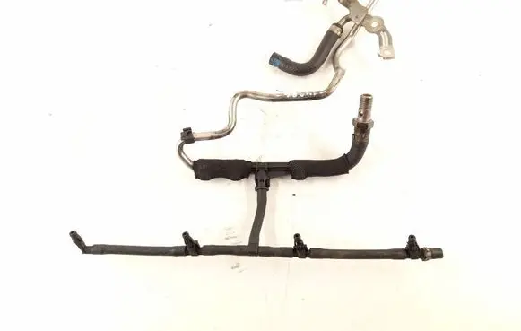 Mercedes-Benz C W204 Fuel line pipe 6510706381 6510707632