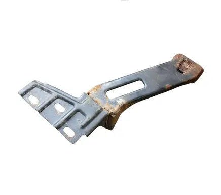 Iveco Daily 6th gen Front bumper mounting bracket