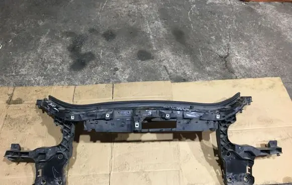 Renault Scenic II - Grand scenic II Radiator support slam panel 8200140174