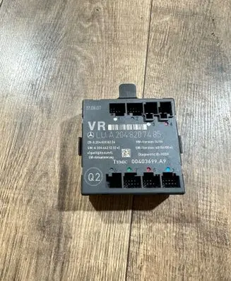 Mercedes-Benz C W204 Door control unit/module A2048207485 A2044421232 A2048208226