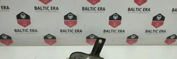 BMW 4 F36 Gran coupe Fender mounting bracket 7255824