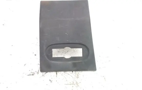 (B) pillar trim (bottom)