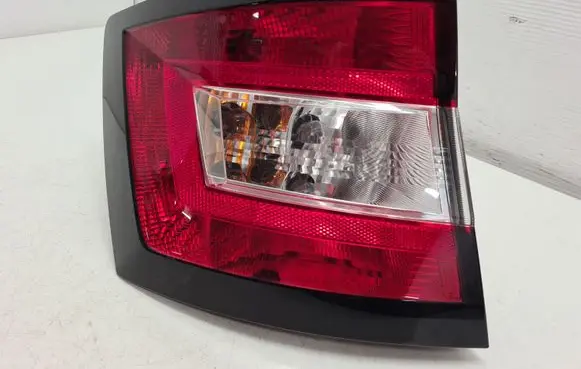 Skoda Fabia Mk3 (NJ) Rear/tail lights 6V9945095