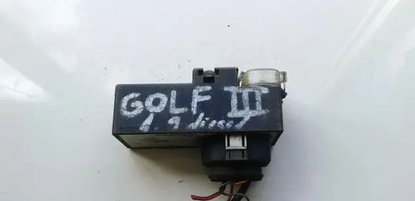 Coolant fan relay