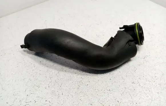 BMW 5 F10 F11 Breather hose/pipe 7598091 11127598091