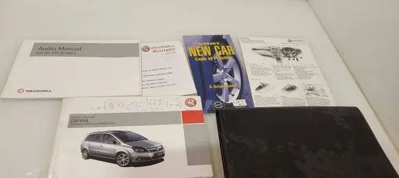 Opel Zafira B User manual 