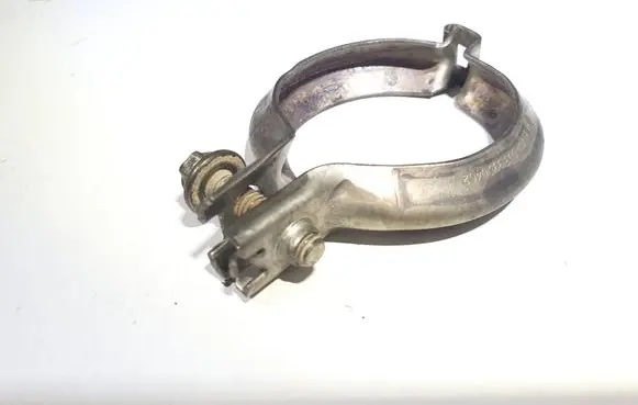 Mercedes-Benz Vito Viano W447 Muffler pipe connector clamp A0039950402