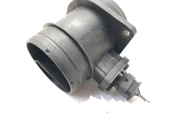 Volkswagen Polo V 6R Mass air flow meter 0281006132