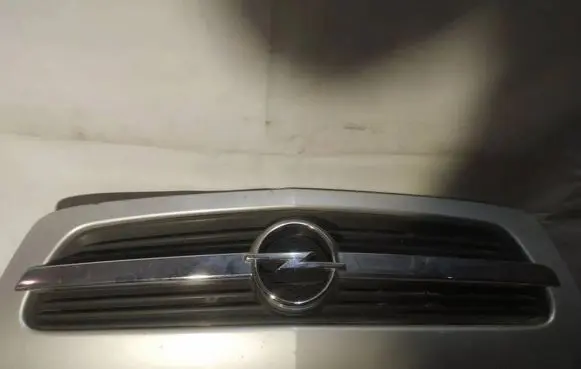 Opel Meriva A Front grill