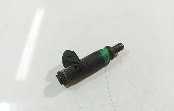 Ford Focus Fuel injector 98MFBA9F593
