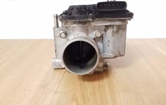 Mazda CX-7 Throttle valve R2AA136B0 K4238 0071002388L17