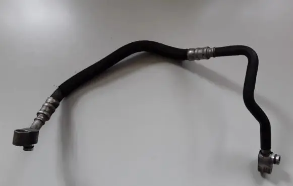 Audi Q5 SQ5 Air conditioning (A/C) pipe/hose 8R0260701A
