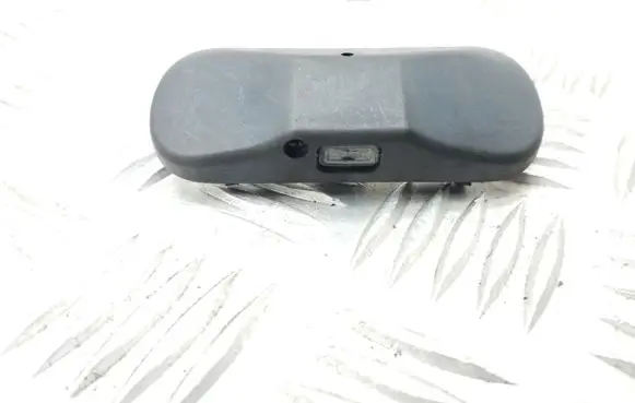 Volkswagen Golf Plus Windshield washer spray nozzle 5M0955985C