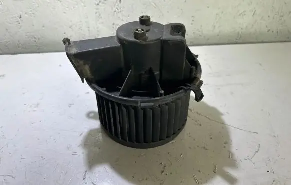 Peugeot Boxer Heater fan/blower 168330100