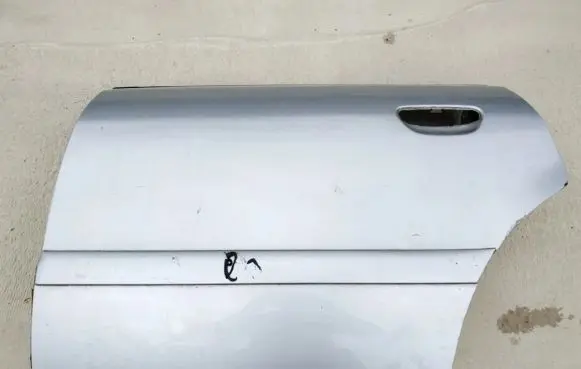 Audi A4 S4 B5 8D Rear door pilkos