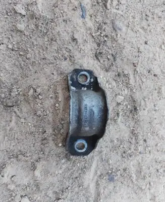 BMW X5 E70 Sway bar bush bracket, front 6771927