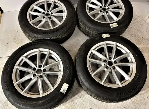 BMW X5 G05 R18 alloy rim 